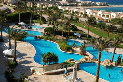 Chalet Ground for sale in La Vista Topaz with 3 bedrooms in Ain Sokhna