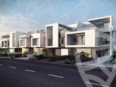 Appartment with garden for sale at fifth suare by el marasem 